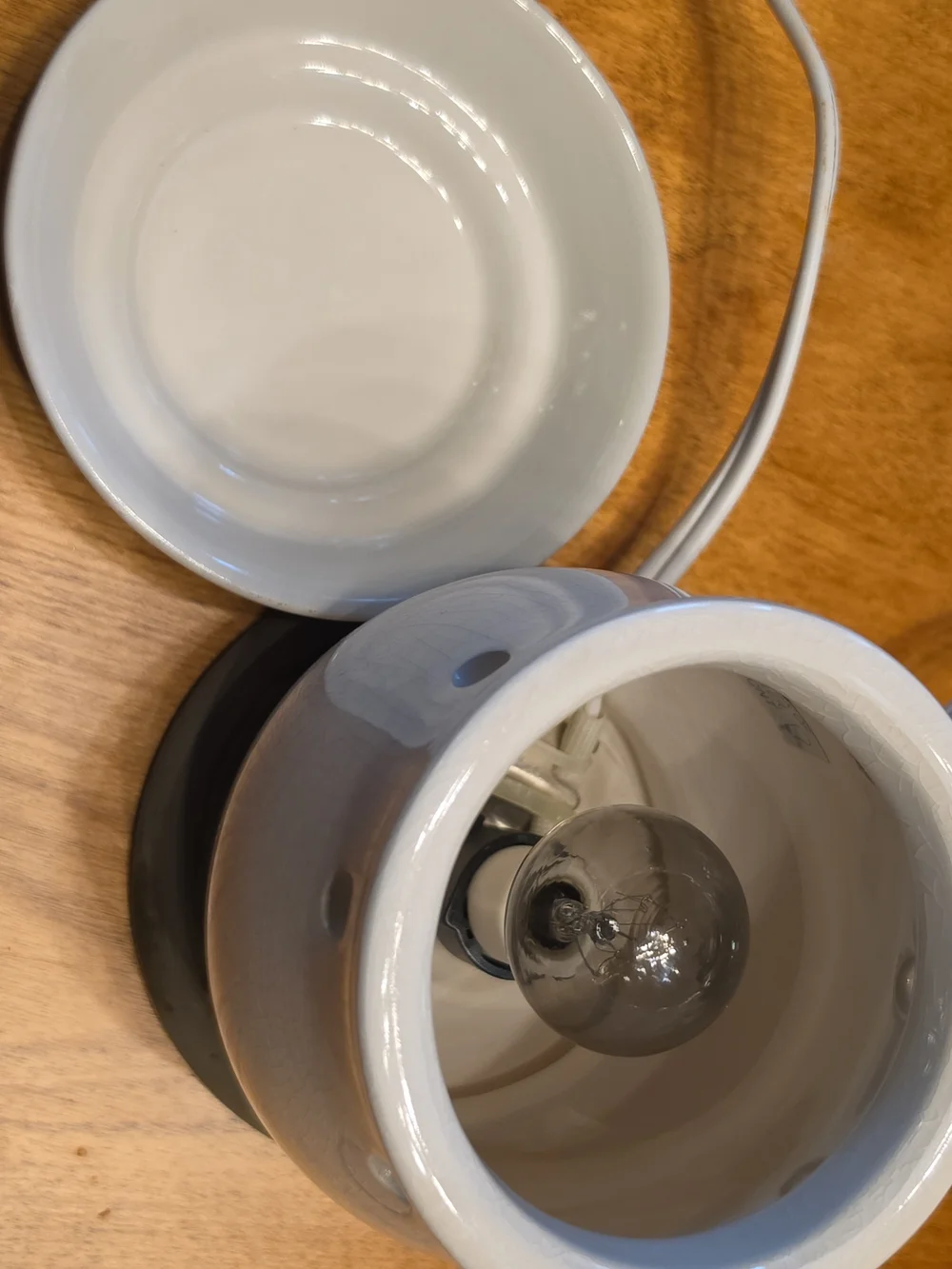 Scentsy White Ceramic Electric Wax Warmer
